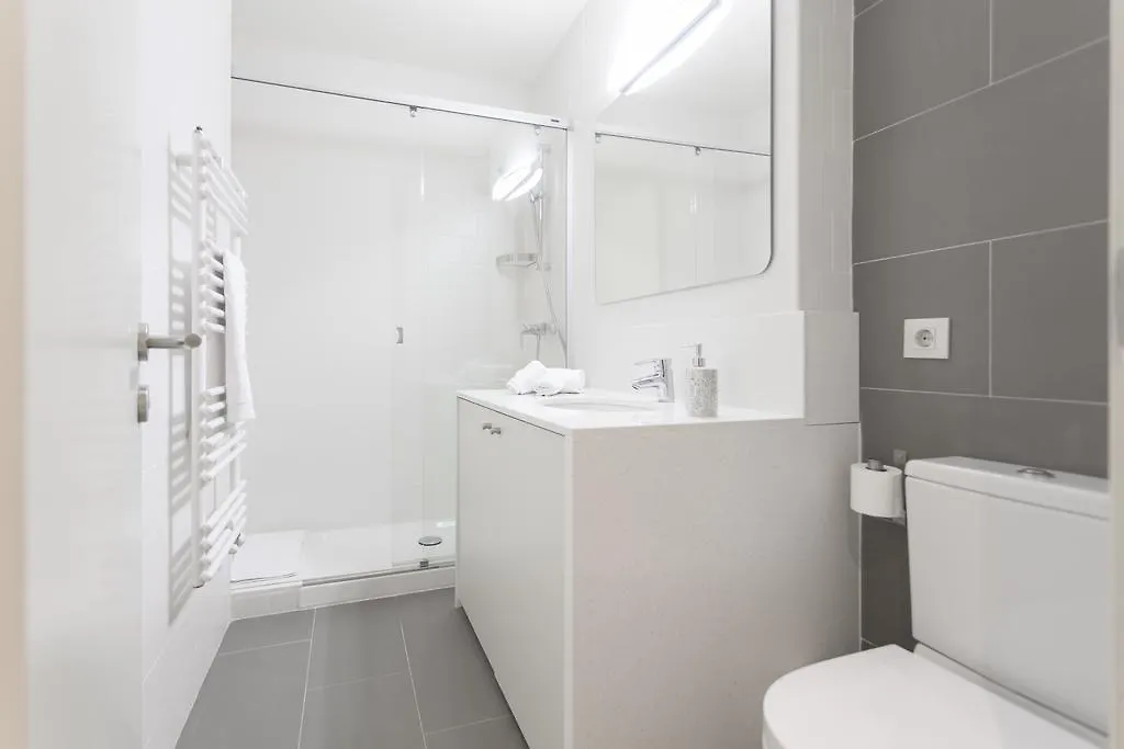 Bravissimo Cort Reial-1B Apartment Girona 0*,