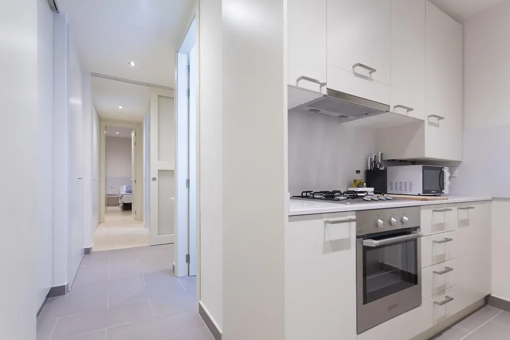 Bravissimo Cort Reial-1B Apartman Girona